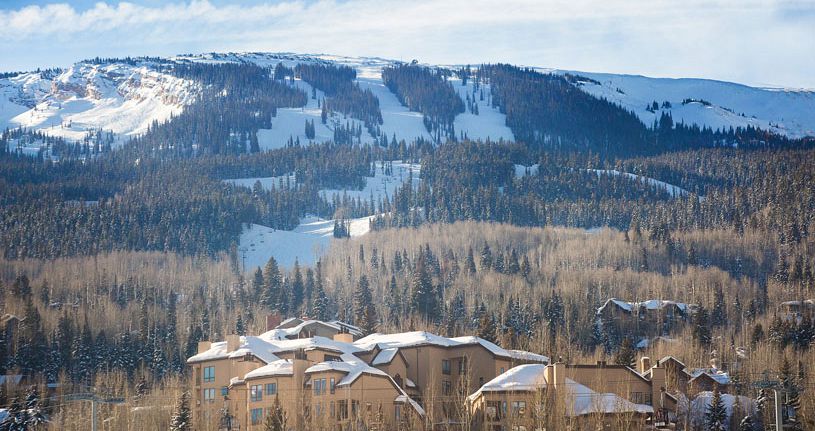 Choose from ski-in ski-out condos and those closest to the slopes. - image_3